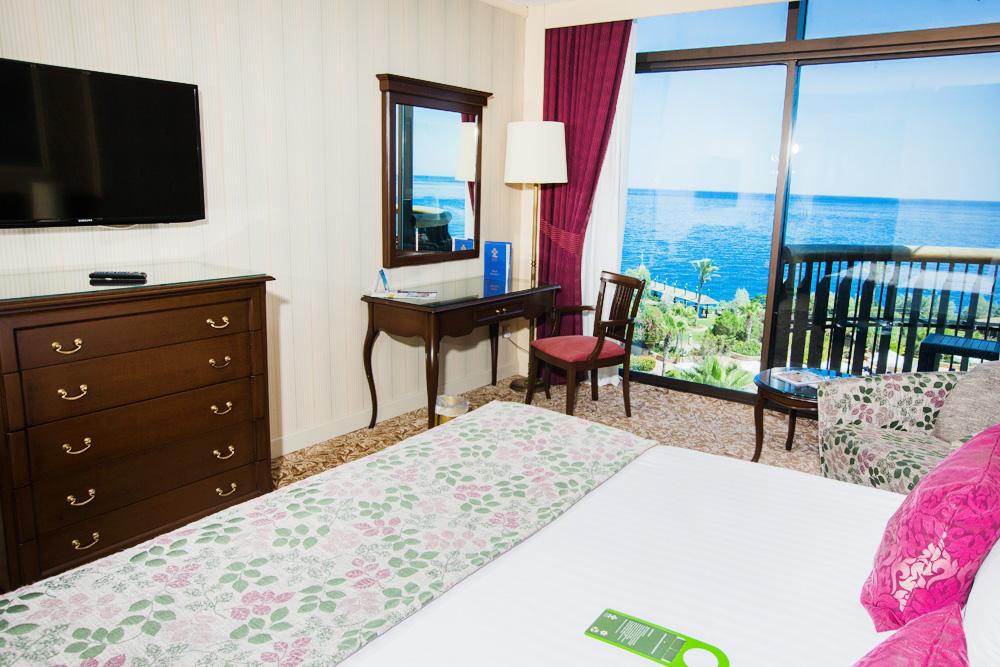 Merit Crystal Cove Hotel Casino & Spa Karavas  Exteriér fotografie
