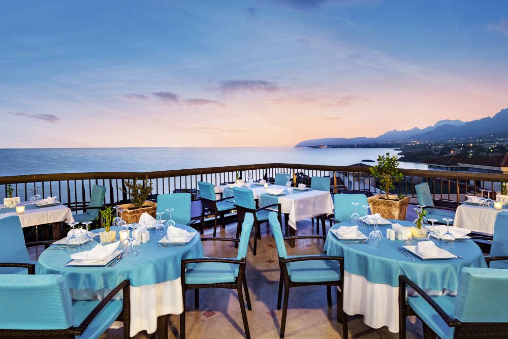 Merit Crystal Cove Hotel Casino & Spa Karavas  Exteriér fotografie